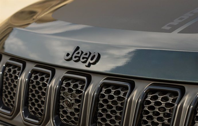 Frontal vehículo Jeep