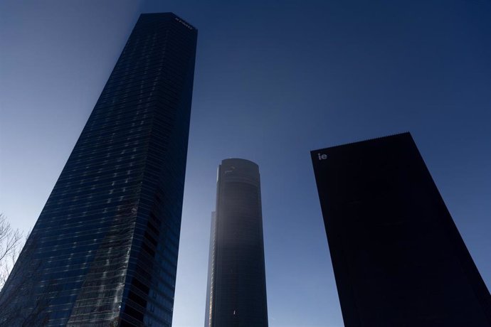 Archivo - Edificios de oficinas en el Cuatro Torres Business Area en Madrid