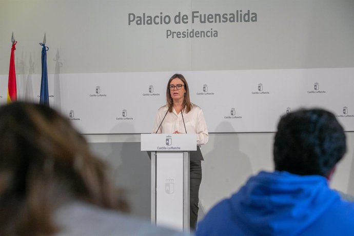 La consejera Portavoz del Gobierno regional, Esther Padilla, comparece en rueda de prensa, en el Palacio de Fuensalida, para informar sobre los acuerdos adoptados el Consejo de Gobierno