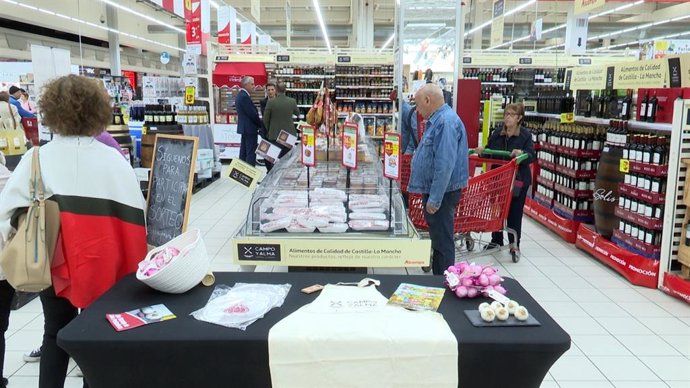 Productos 'Campo y Alma' ofertados en un supermercado Alcampo