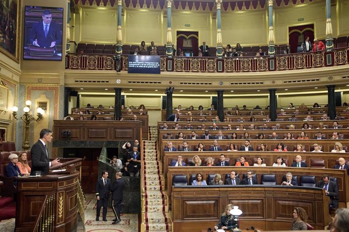 El presidente del Gobierno, Pedro Sánchez, interviene durante una sesión de control al Gobierno, en el Congreso de los Diputados, a 9 de octubre de 2024, en Madrid (España). 