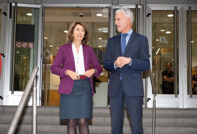 El presidente del Tribunal Superior de Justicia del País Vasco (TSJPV), Iñaki Subijana, y la fiscal superior del País Vasco, Carmen Adán, a su llegada a la apertura del Año Judicial 2024-2025, en el Palacio de Justicia de Bilbao