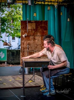 El 45 Festival de Teatro de Logroño comienza este jueves con el espectáculo 'US' en el Gallarza