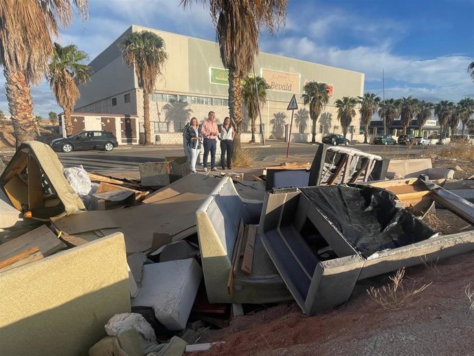 Vertedero incontrolado en el Nuevo Jaén