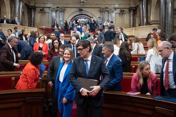 El presidente de la Generalitat, Salvador Illa, tras terminar la segunda jornada del Debate de Política General (DPG) en el Parlament, a 9 de octubre de 2024