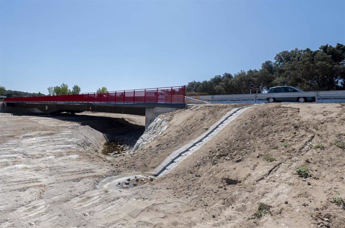 Archivo - Inauguración de los puentes reconstruidos tras la DANA, a 23 de julio de 2024, en Aldea del Fresno, Madrid (España)