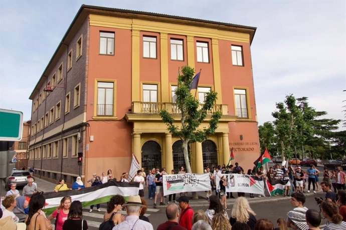 Imagen de una pasada manifestación en León promovida por la Asamblea Universitaria por Palestina.