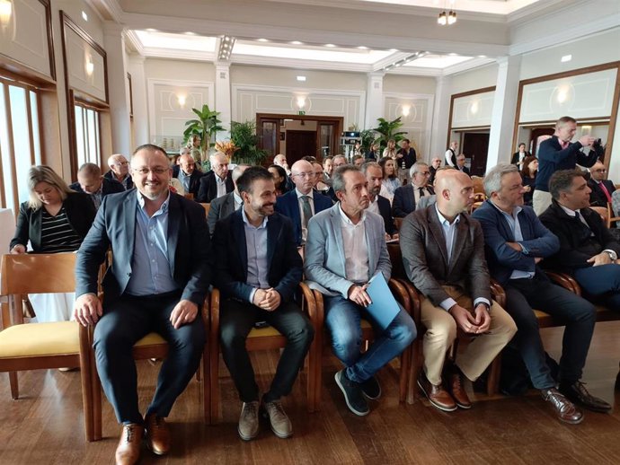 Inauguración de la jornada inmobiliaria La vivienda: el gran reto compartido, organizada por la Confederación Asturiana de la Construcción CAC-Asprocon en Gijón.