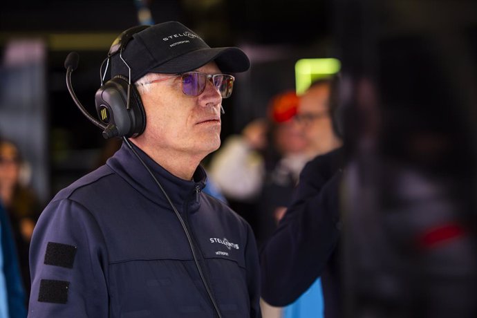 Archivo - TAVARES Carlos (por), CEO of Stellantis Group, portrait during the 2024 24 Hours of Le Mans, 4th round of the 2024 FIA World Endurance Championship, on the Circuit des 24 Heures du Mans, from June 15 to 16, 2024 in Le Mans, France.