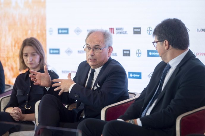 El director general de la DOCa Rioja, José Luis Lapuente, durante su intervención en la Jornada Agroalimentaria de Europa Press que ha inaugurado el ministro de Agricultura, Luis Planas