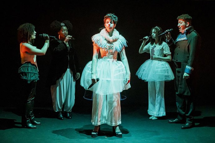 Archivo - La nueva temporada de Berklee a Les Arts arrancará los próximos días 16 y 17 de octubre con el estreno de 'A Room in the Desert', un concierto que reinterpreta la ópera Manon, del compositor francés Jules Massenet.  