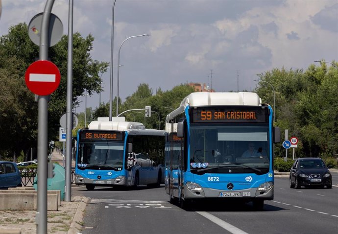 Archivo - Un autobús de la línea 59 de la EMT 