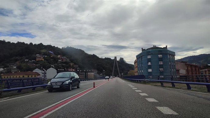 Corredor del Nalón. As-117. Carreteras asturianas.