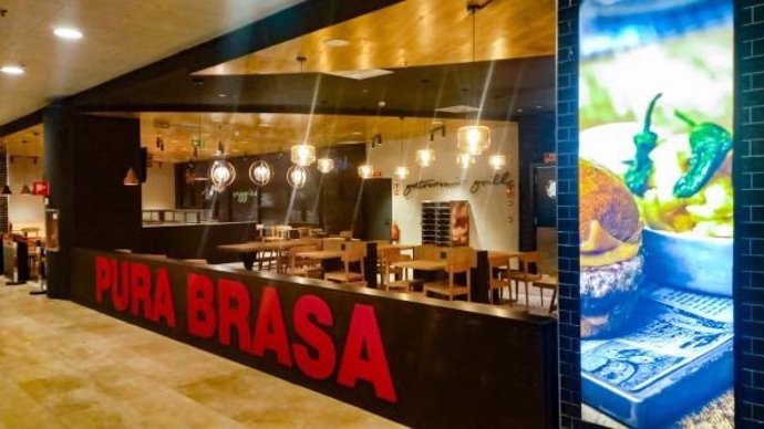 El aeropuerto de Barajas avanza en la renovación de su oferta gastronómica con la apertura de nuevos locales