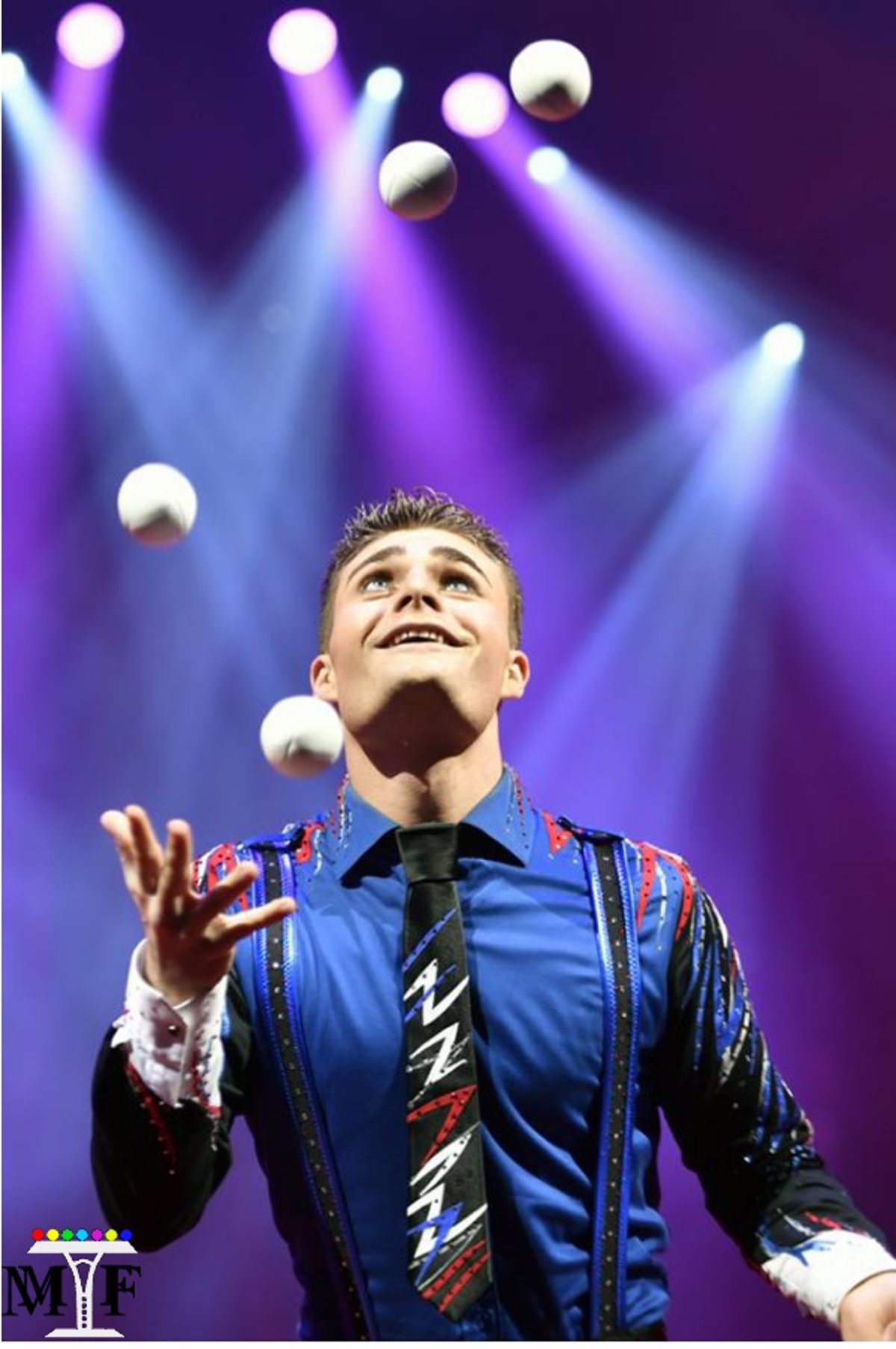 Juggler Michael Ferreri, 2024 National Circus Prize after winning four Guinness records last year