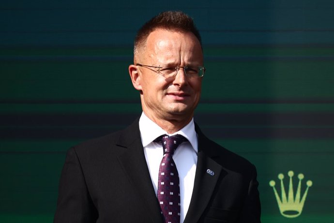 Archivo - July 21, 2024, Budapest, Hungary: Minister of Foreign Affairs of Hungary Peter Szijjarto  at the podium after the Formula One Hungarian Grand Prix at the Hungaroring race track in Mogyorod near Budapest on July 21, 2024.