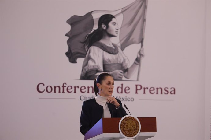 08 October 2024, Mexico, Mexico City: Mexico's first female president, Claudia Sheinbaum Pardo, speaks during a briefing conference, where she presented the National Security Strategy, at the National Palace. 