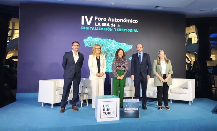 León reafirma en el IV Foro Autonómico de Disruptores "la apuesta de La Rioja por el conocimiento y el talento"