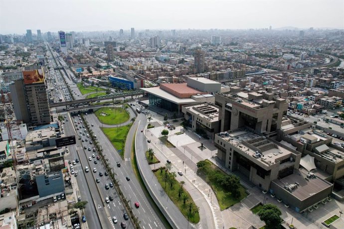 Archivo - Perú.- Oficializan ley de delegación de facultades al Ejecutivo en reactivación y otras materias