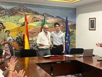 Un acuerdo de PSOE y PP arrebata la Alcaldía a IU en Casabermeja (Málaga)