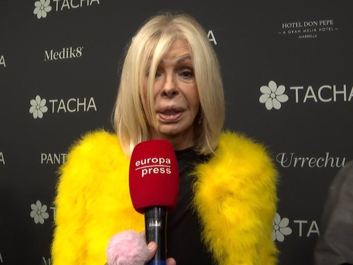 Bibiana Fernández en la fiesta del 30º aniversario de Tacha Beauty