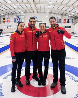 España pretende volver a pelear por las medallas en el Mundial de Curling Mixto en Escocia.