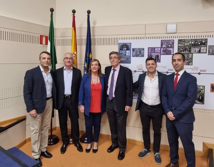 El Hospital de Antequera y la Asociación Andaluza de Cirujanos organizan unas jornadas quirúrgicas sobre cirugía endoscópica de la pared abdominal