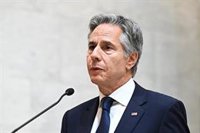 Blinken apela a una "solución diplomática" que impida "una ampliación del conflicto" en Oriente Próximo