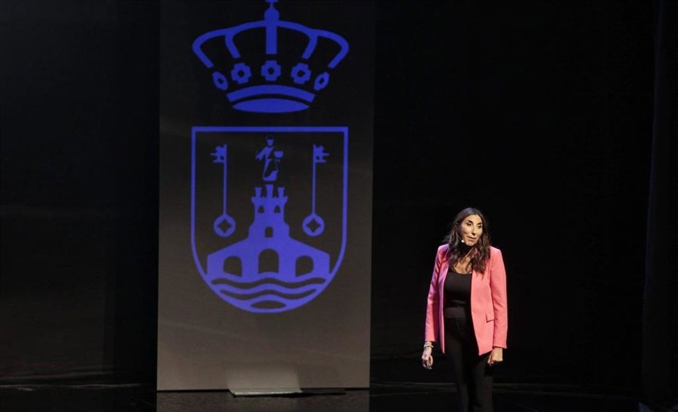 Paz Padilla animó este jueves a la ciudadanía con su tradicional sentido del humor a enfrentar los problemas y crecerse ante las adversidades.