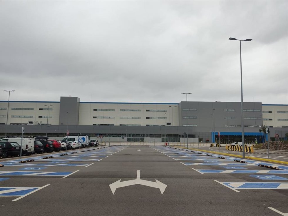Archivo - Centro Logístico de Amazon en Siero