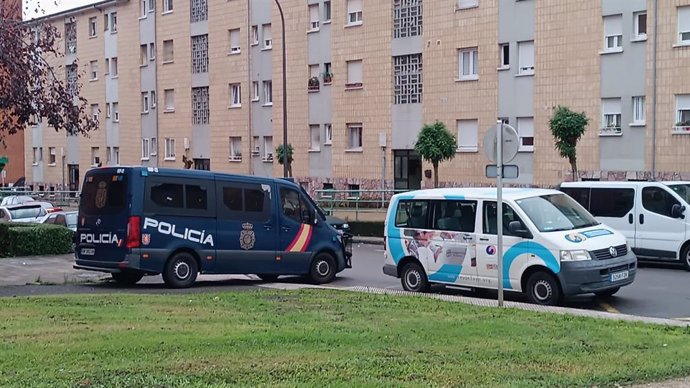 Un vehículo de Policía Nacional