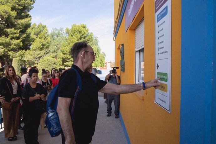 El Ministeri de Drets Socials engega el seu primer centre educatiu pilot d'accessibilitat cognitiva en la localitat valenciana de Catarroja " CEIP Jaume I de Catarroja)