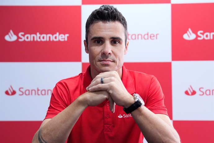 Javier Gomez Noya attends during the Desayuno Santander with Javier Gomez Noya at Santander Work Cefe on October 03, 2024, in Madrid, Spain.