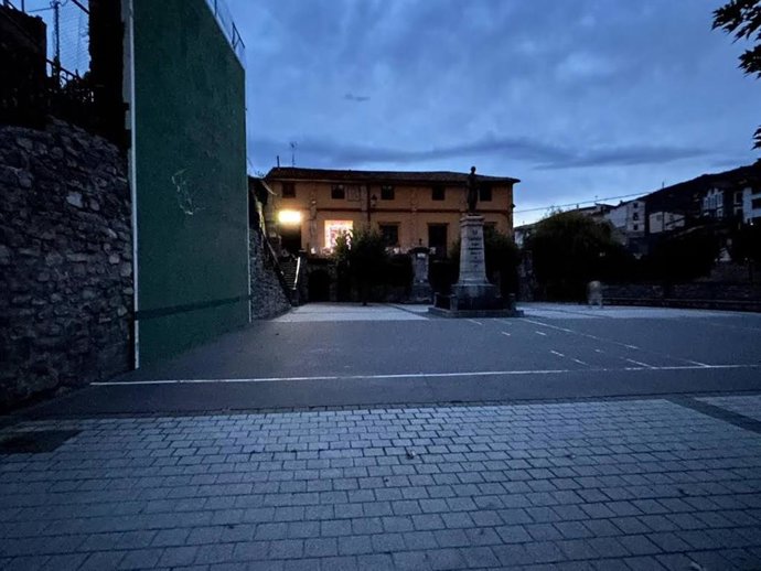 "Desidia Y Abandono En Soto En Cameros: Cuatro Días Sin Alumbrado Público"