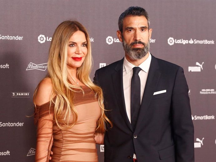 Archivo - Fernando Sanz e Ingrid Asensio asisten a  la Gala de Campeones de La Liga: temporada 2020-21 a 30 de Julio de 2021 en Madrid (España).