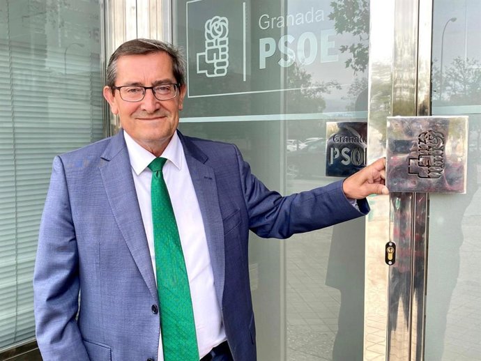 Archivo - El secretario general del PSOE de Granada, Pepe Entrena. Imagen de archivo. 