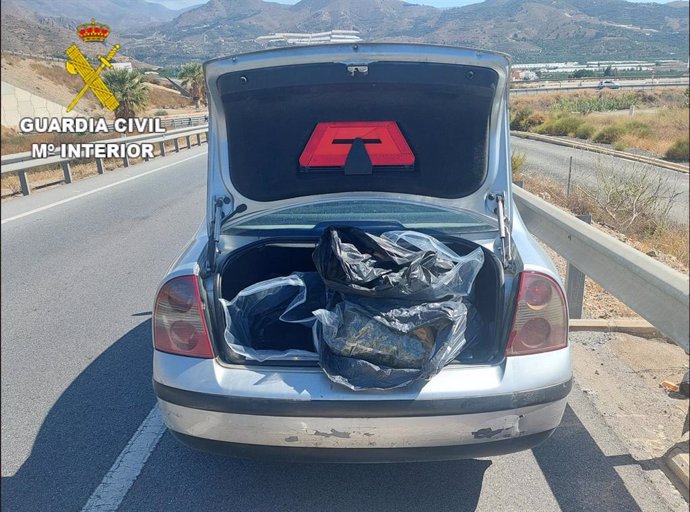 Alijo interceptado en la operación en Salobreña (Granada).