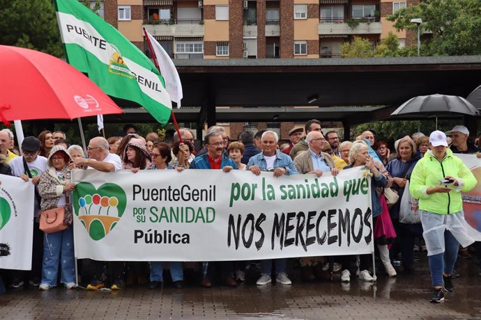 Marcha de Mareas Blancas en defensa de la sanidad.