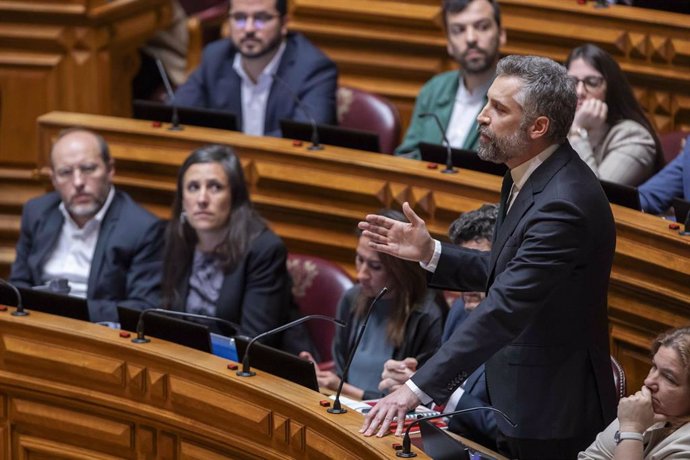 Archivo - Pedro Nuno Santos, jefe del Partido Socialista portugués.