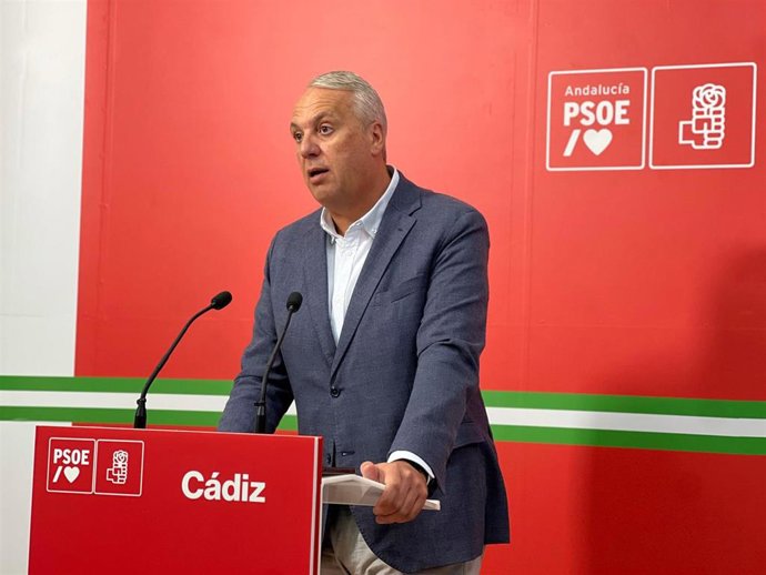 RUiz Boix en rueda de prensa.