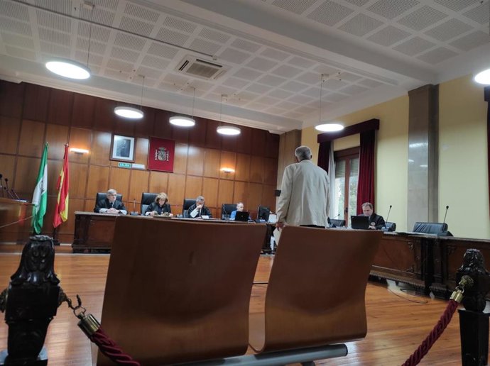 El acusado prestando declaración