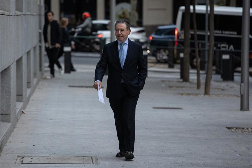 El director general de Coordinación y Estudios de la Secretaría de Estado de Seguridad, José Antonio Rodríguez González, a su llegada a la sede de la Audiencia Nacional, a 14 de octubre de 2024, en Madrid (España). En el juicio se investigan los contrat