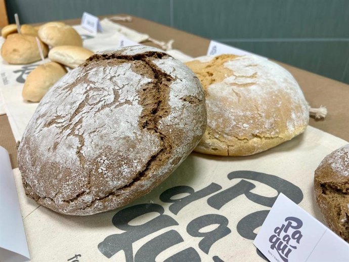 Productos de la marca colectiva Pa d'Aquí, Forn i Tradició.