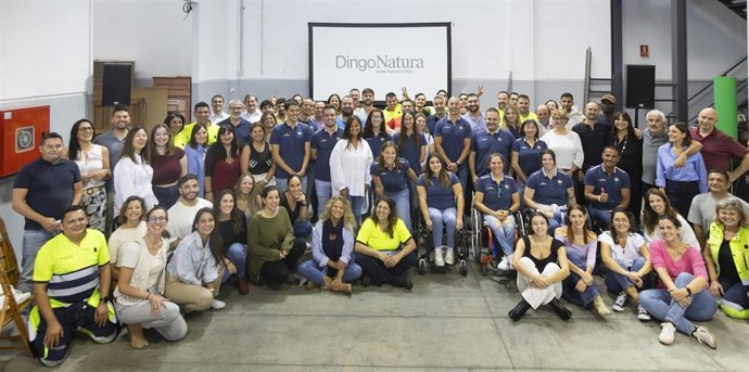 Visita de miembros del Equipo Paralímpico Español a las oficinas de DingoNatura