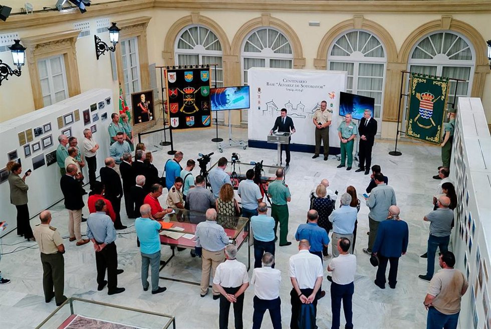 Exposición sobre el centenario de la base militar 'Álvarez de Sotomayor'.