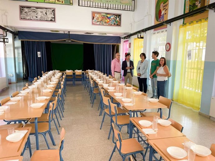 El colegio San Roque de Churriana de la Vega estrena un nuevo comedor escolar