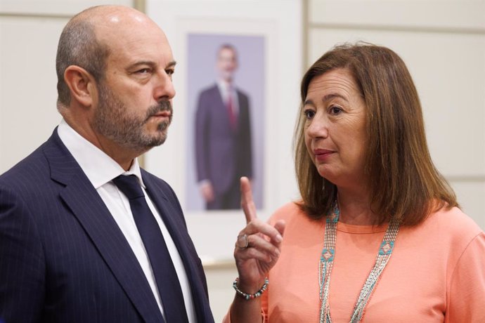 Archivo - Arxiu - El president del Senat, Pedro Rollán i la del Congrés dels Diputats, Francina Armengol