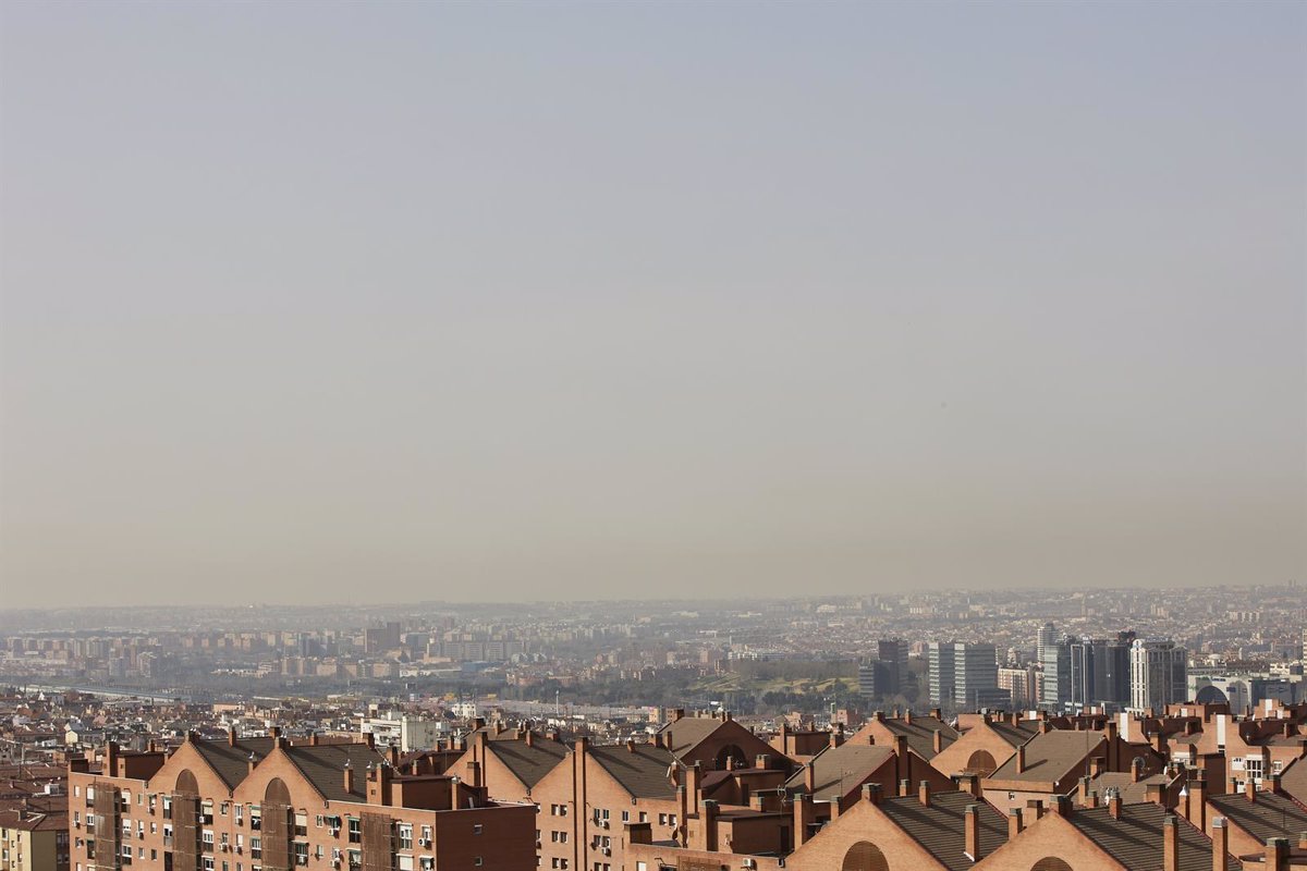 La contaminación del aire por ozono se dispara en Madrid y disminuye en el resto del España, según Ecologistas en Acción