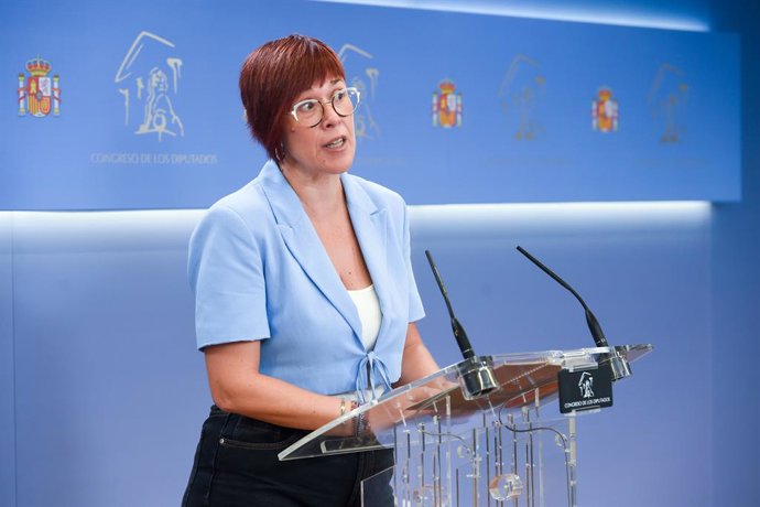 Archivo - Arxiu - La portaveu de Compromís al Congrés, Águeda Micó, durant una roda de premsa