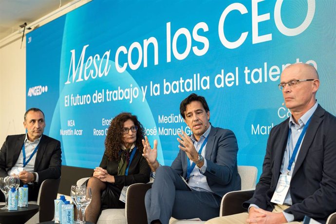 Mesa redonda de los CEOS en la Asamblea Anual de Anged.